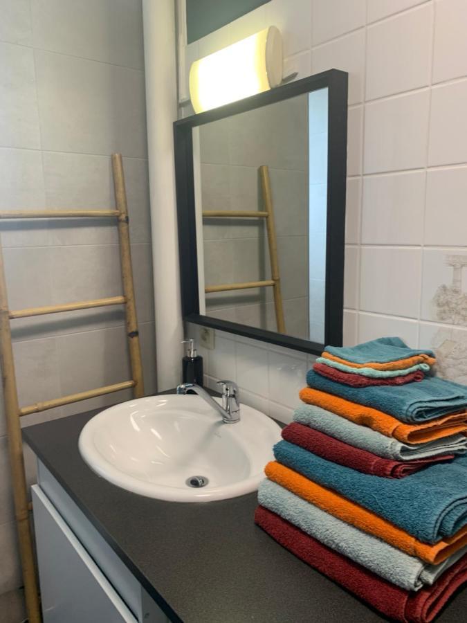 Appartement Tout Confort Dans Une Residence Calme Givet Luaran gambar