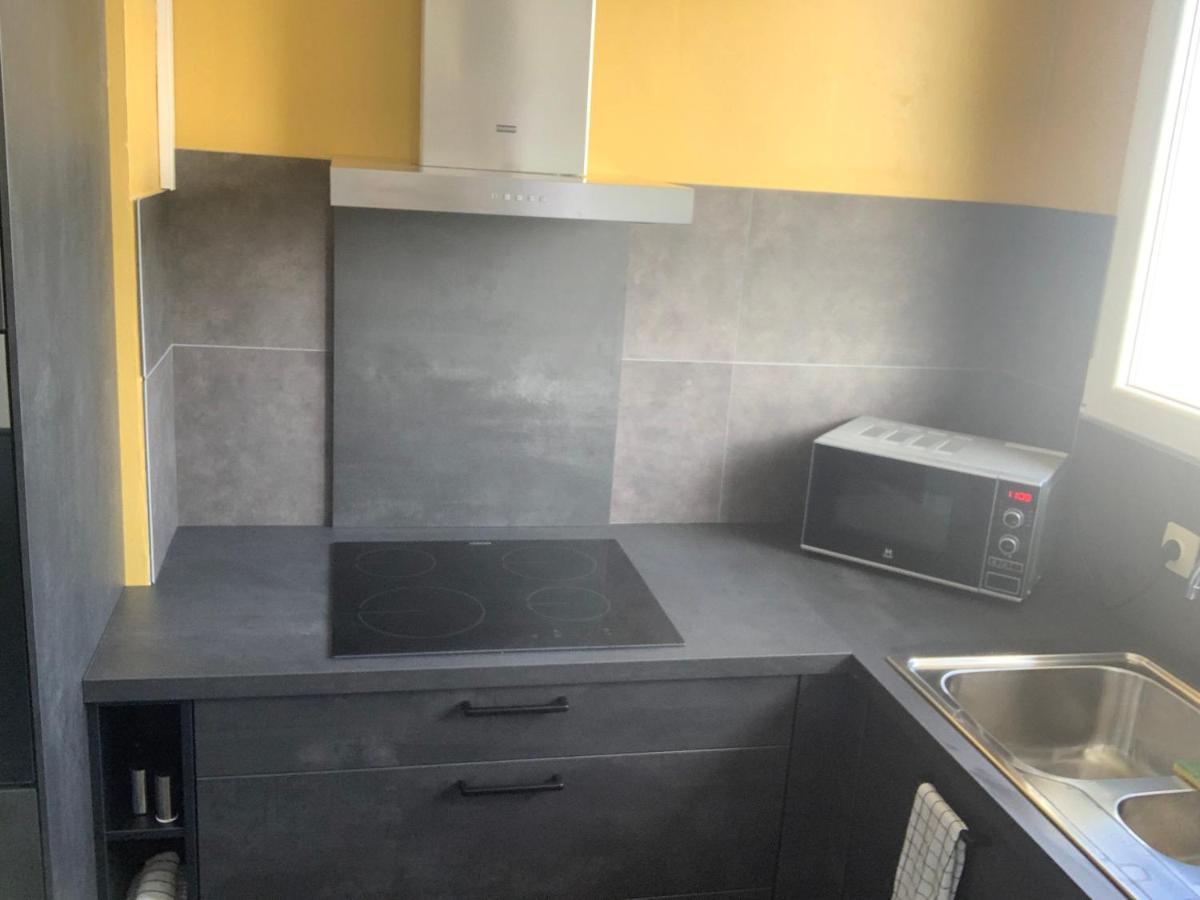 Appartement Tout Confort Dans Une Residence Calme Givet Luaran gambar
