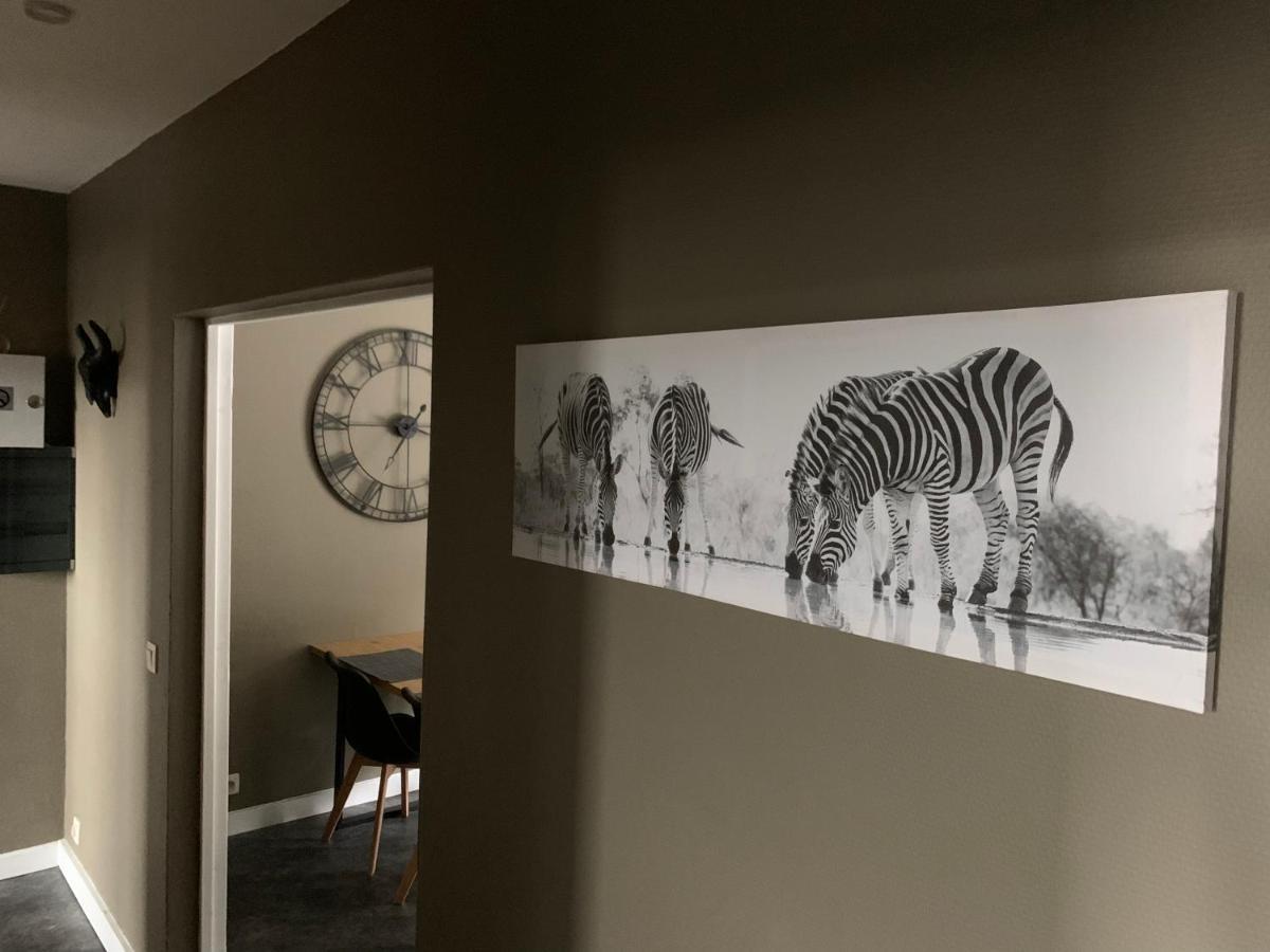 Appartement Tout Confort Dans Une Residence Calme Givet Luaran gambar