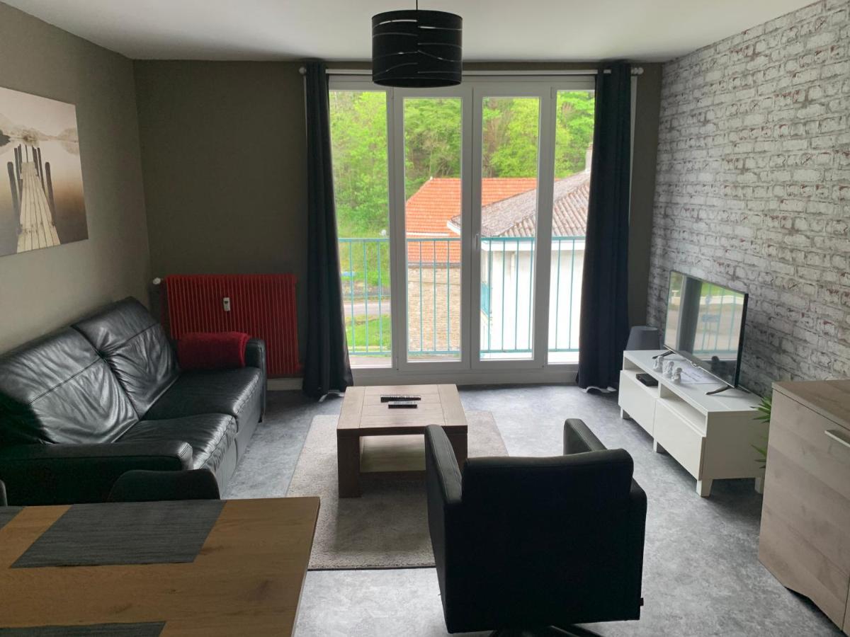 Appartement Tout Confort Dans Une Residence Calme Givet Luaran gambar